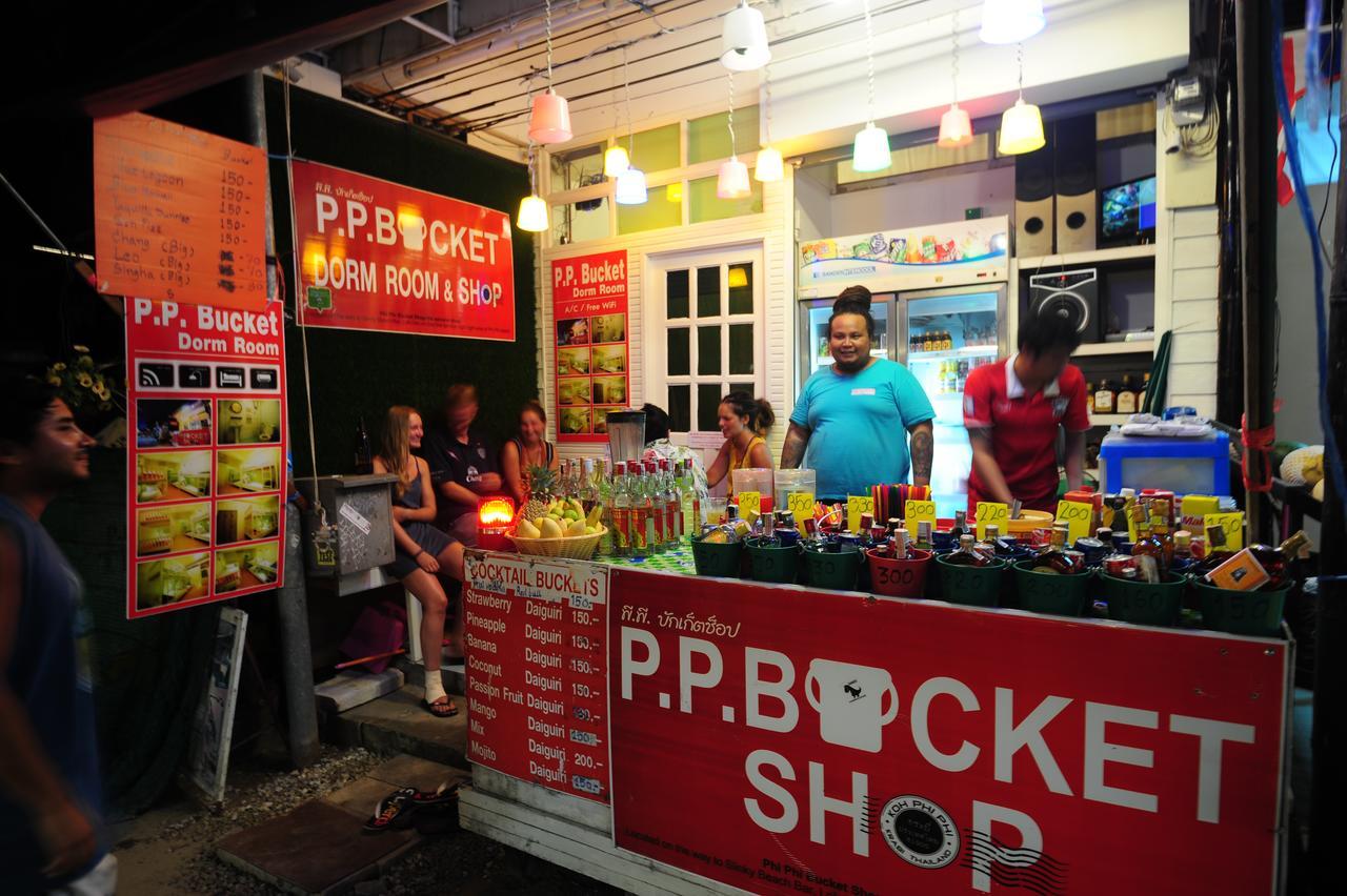Phi Phi Bucket Hostel Buitenkant foto