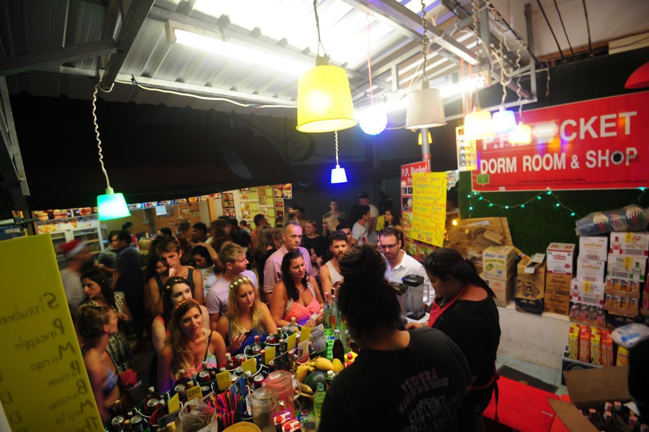Phi Phi Bucket Hostel Buitenkant foto